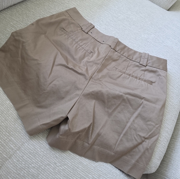 Worthington Tan Shorts Size 4 - Picture 3 of 3